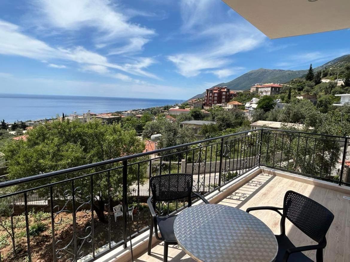 Villa Thomas Dhërmi Exterior foto