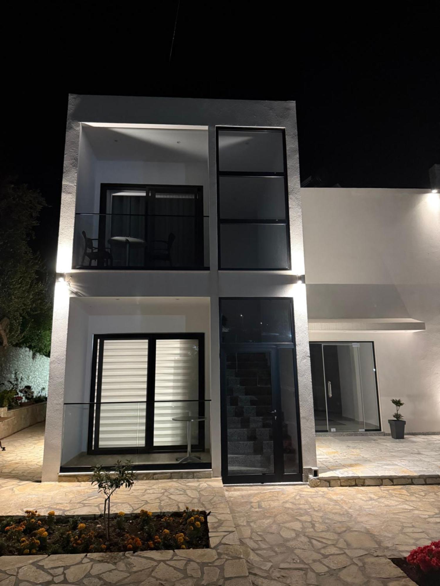 Villa Thomas Dhërmi Exterior foto
